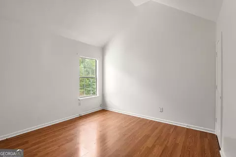 Bedroom - 1664 Bennett Dr, Mcdonough, GA 30253 photo 5 of 7