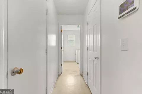 Entry Way - 1664 Bennett Dr, Mcdonough, GA 30253 photo 4 of 4