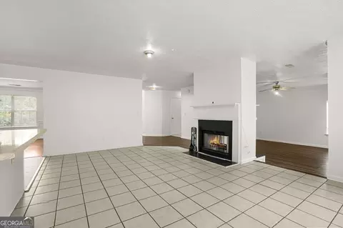 Living - 1664 Bennett Dr, Mcdonough, GA 30253 photo 3 of 6