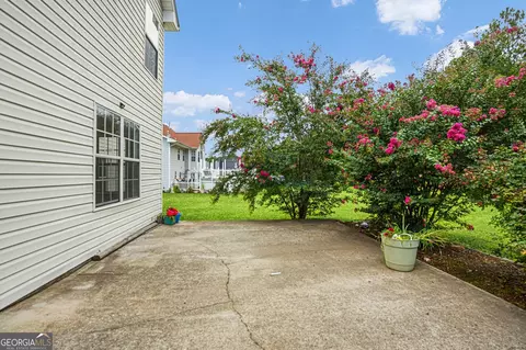 Exterior - 1664 Bennett Dr, Mcdonough, GA 30253 photo 6 of 11