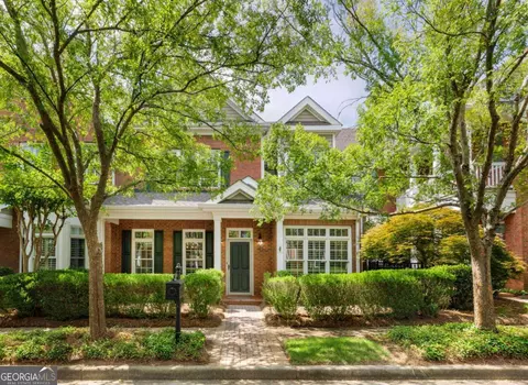 8720 Parker Pl, Roswell, GA 30076
