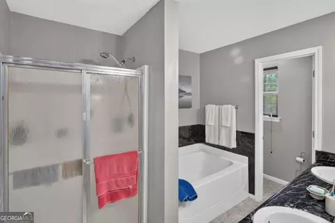 Bath - 2025 Clarkston Dr, Augusta, GA 30909 photo 1 of 2