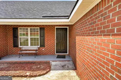 Exterior - 2025 Clarkston Dr, Augusta, GA 30909 photo 5 of 6