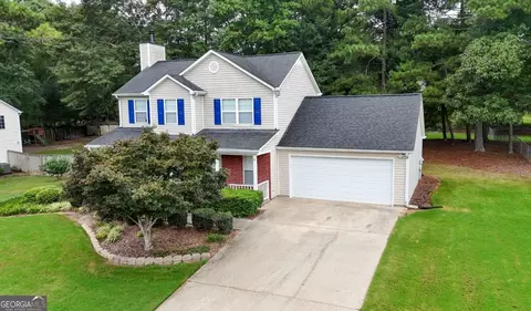 4255 Willow Springs Dr, Loganville, GA 30052