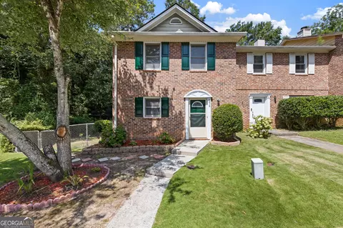 5278 Oakridge Dr, Stone Mountain, GA 30083