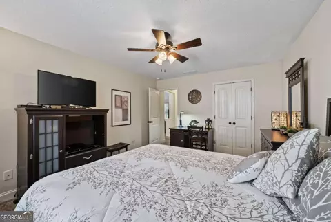 Bedroom - 2301 Matt Michell Ln, Monroe, GA 30655 photo 2 of 7