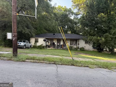 296 Clisby Pl, Macon, GA 31204