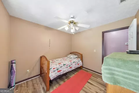 Bedroom - 1675 Round Rd, Grayson, GA 30017 photo 7 of 8