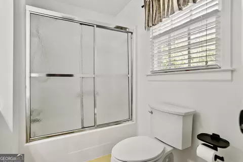 Bath - 5 Shadowbrook Dr SE, Rome, GA 30161 photo 3 of 4