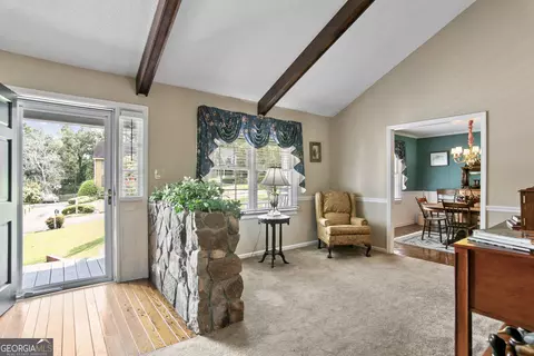 Entry Way - 5 Shadowbrook Dr SE, Rome, GA 30161 photo 3 of 3