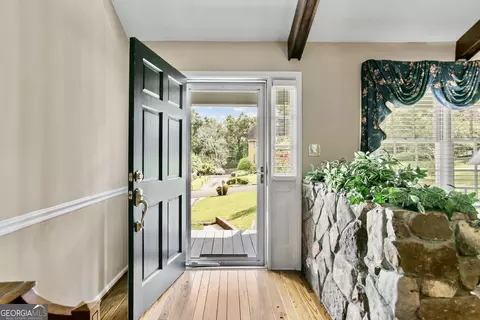 Entry Way - 5 Shadowbrook Dr SE, Rome, GA 30161 photo 1 of 3