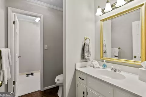 Bath - 5 Shadowbrook Dr SE, Rome, GA 30161 photo 1 of 4