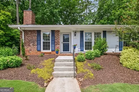 1119 Moorestown Cir, Decatur, GA 30033