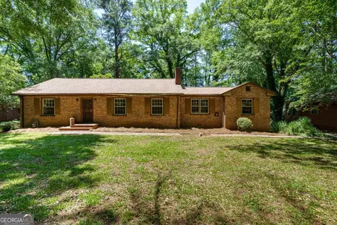 3240 Benjamin E Mays Dr SW, Atlanta, GA 30311