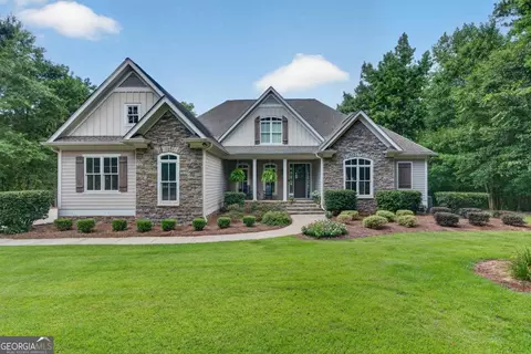132 Country Ln, Eatonton, GA 31024
