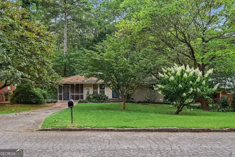 924 Greenbriar Pl, Decatur, GA 30033