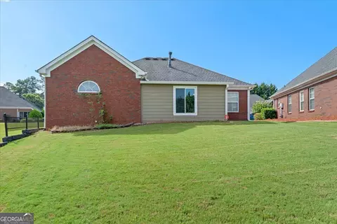 Exterior - 293 Prominent Loop, Mcdonough, GA 30253 photo 6 of 7