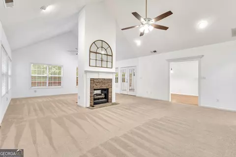 Living - 112 Ashwood Trce, Hampton, GA 30228 photo 2 of 4
