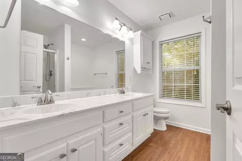 Bath - 112 Ashwood Trce, Hampton, GA 30228 photo 1 of 5