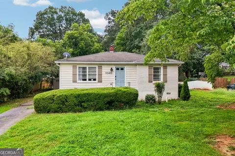 1040 Mclinden Ave SE, Smyrna, GA 30080