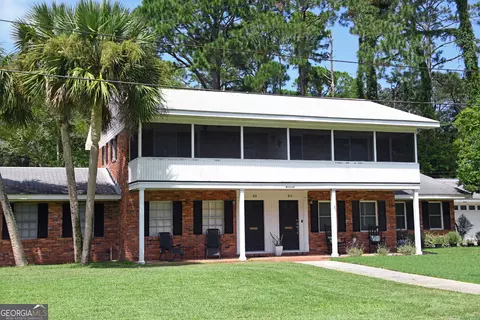 3 Forrest Ave #B, Jekyll Island, GA 31527
