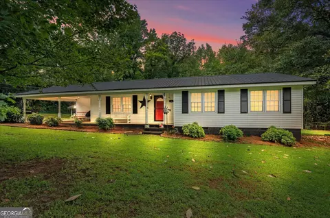 44 Davenport Mill Rd, Carrollton, GA 30117