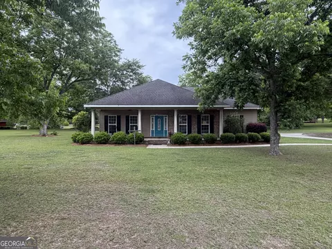 414 Parklane Dr, Dexter, GA 31019