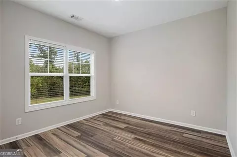 Bedroom - 144 Chestnut Trl, Commerce, GA 30529 photo 2 of 2