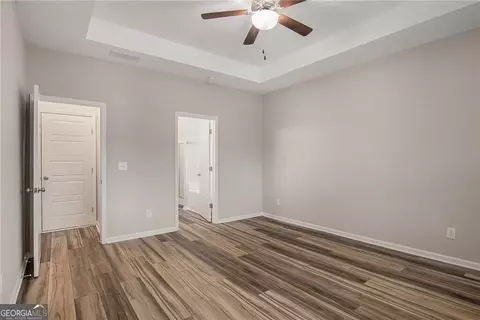 Entry Way - 144 Chestnut Trl, Commerce, GA 30529 photo 3 of 5
