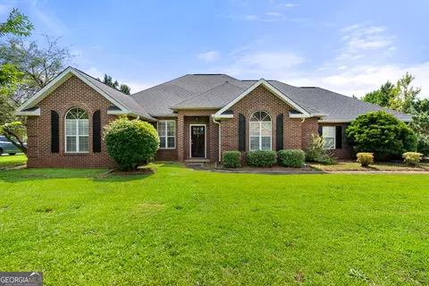 110 Orchard Crest Ln, Bonaire, GA 31005