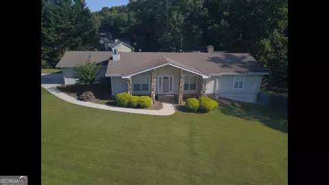 1180 Fairfield Dr, Marietta, GA 30068