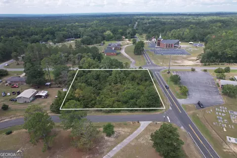7498 Bethel Church Rd, Lizella, GA 31052