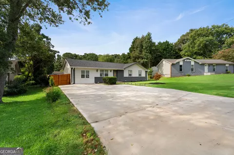 Exterior - 2855 Haddon Dr, Rex, GA 30273 photo 6 of 6