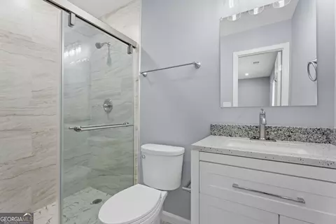 Bath - 2855 Haddon Dr, Rex, GA 30273 photo 3 of 3