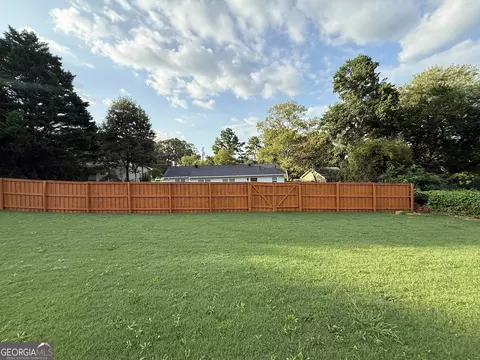 Exterior - 2855 Haddon Dr, Rex, GA 30273 photo 7 of 9