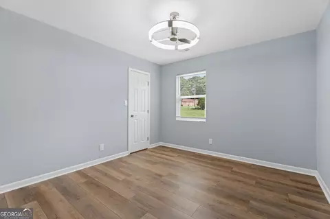 Bedroom - 2855 Haddon Dr, Rex, GA 30273 photo 8 of 10