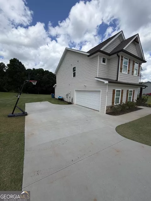 Exterior - 355 Webb Meadows Dr, Jefferson, GA 30549 photo 4 of 4