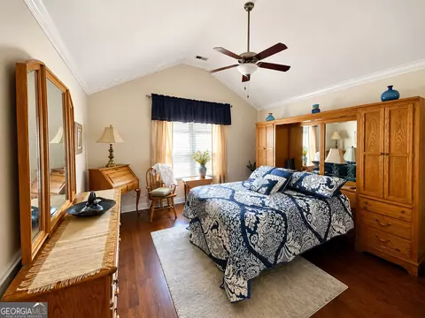 Bedroom - 1663 Sedgefield Dr, Ooltewah, TN 37363 photo 3 of 3