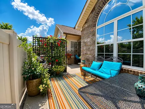 Exterior - 1663 Sedgefield Dr, Ooltewah, TN 37363 photo 5 of 7