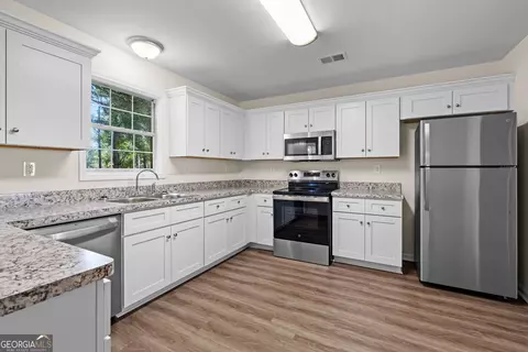 Kitchen - 60 Deep Springs Way, Covington, GA 30016 photo 1 of 3