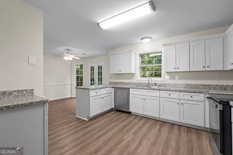 Kitchen - 60 Deep Springs Way, Covington, GA 30016 photo 3 of 3