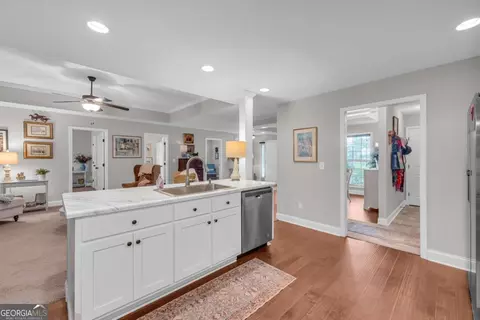 Kitchen - 388 Belmont Park Dr, Commerce, GA 30529 photo 3 of 3