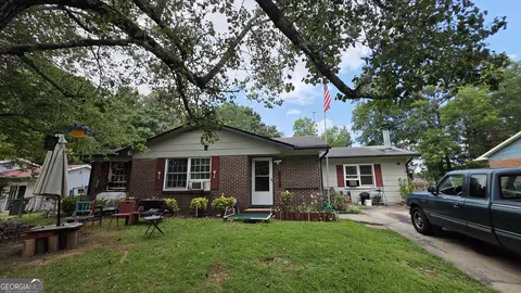 1566 Flicker Rd, Jonesboro, GA 30238