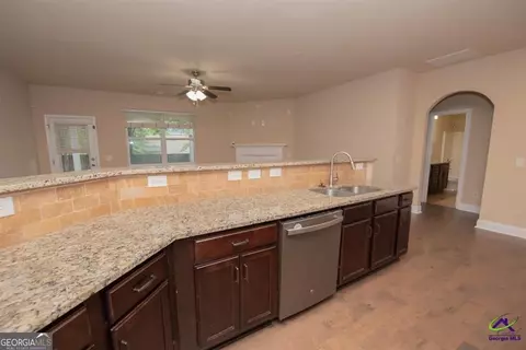 Entry Way - 212 Chrisopher Luke Cir, Perry, GA 31069 photo 3 of 12