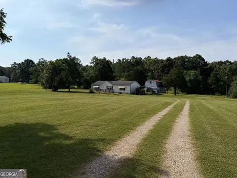 833 Twin Oaks Rd, Williamson, GA 30292