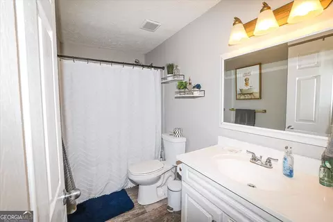 Bath - 7590 Post Rd, Winston, GA 30187 photo 2 of 2