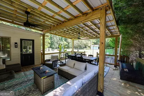 Exterior - 7590 Post Rd, Winston, GA 30187 photo 11 of 12