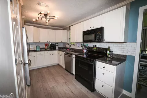 Kitchen - 7590 Post Rd, Winston, GA 30187 photo 1 of 2