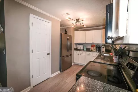Kitchen - 7590 Post Rd, Winston, GA 30187 photo 2 of 2