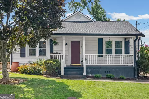 8 6th St, Newnan, GA 30263
